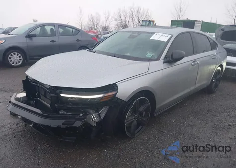 2024 Honda Accord Hybrid Sport-L z USA, uszkodzony, nr VIN 1HGCY2F71RA078446